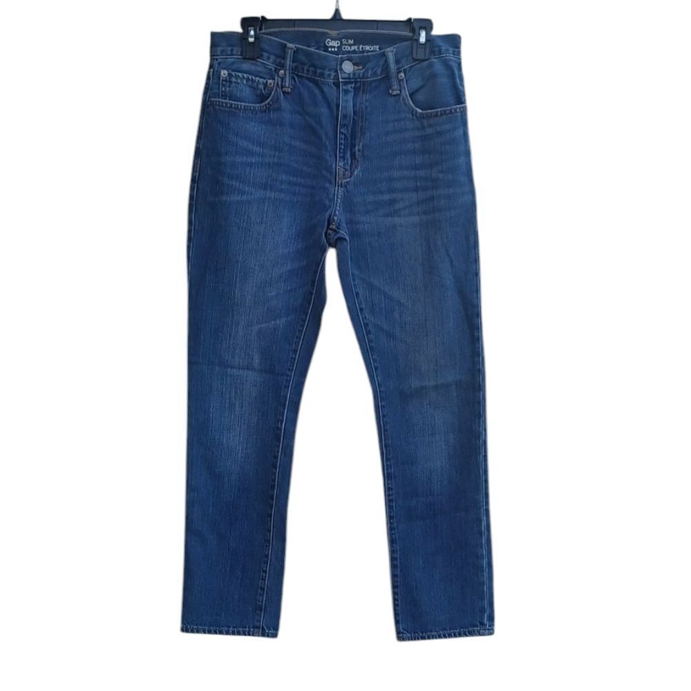 528312.....Mens Gap Straight leg Jeans Size 30/30, 9" Rise